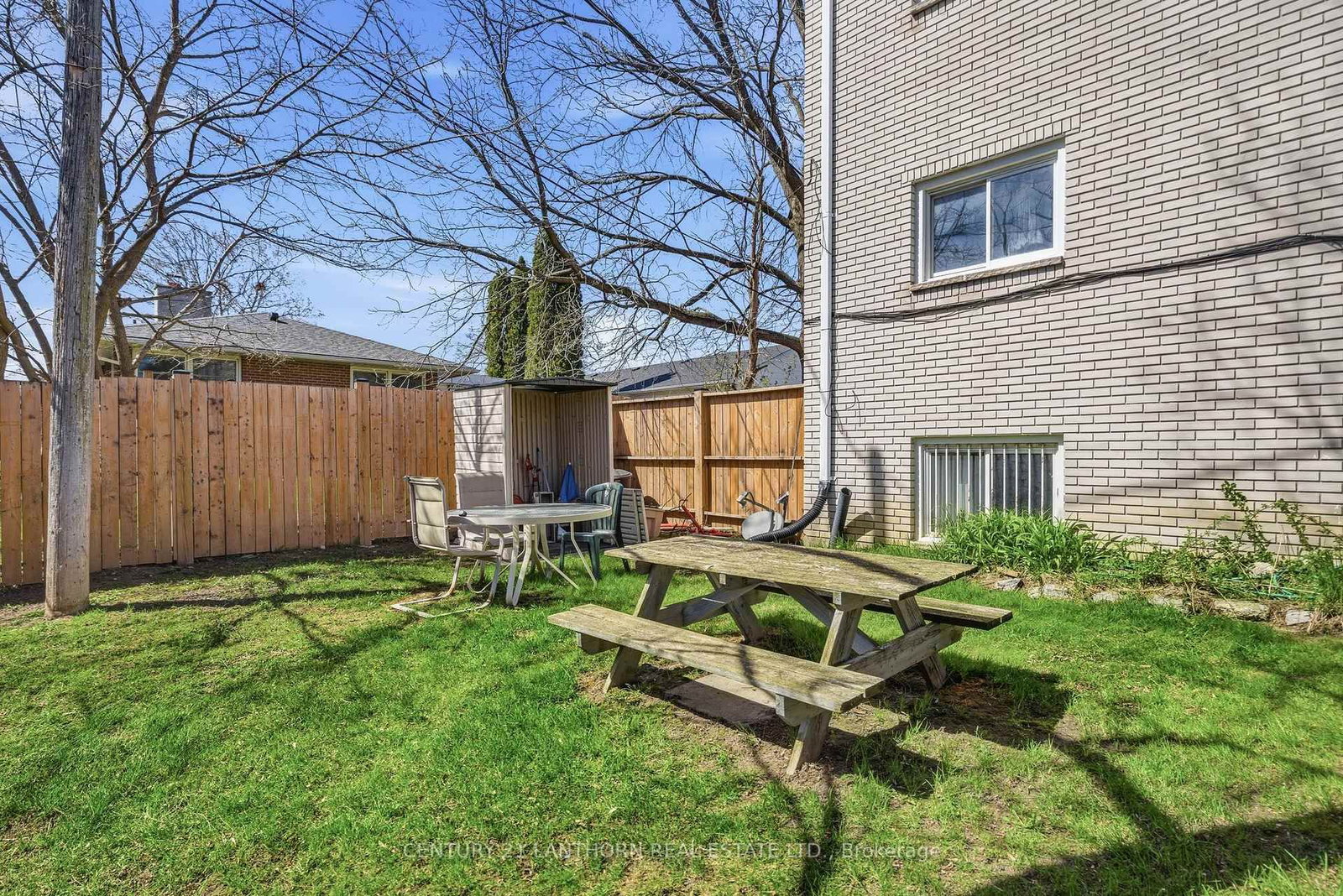 Listing Image 6