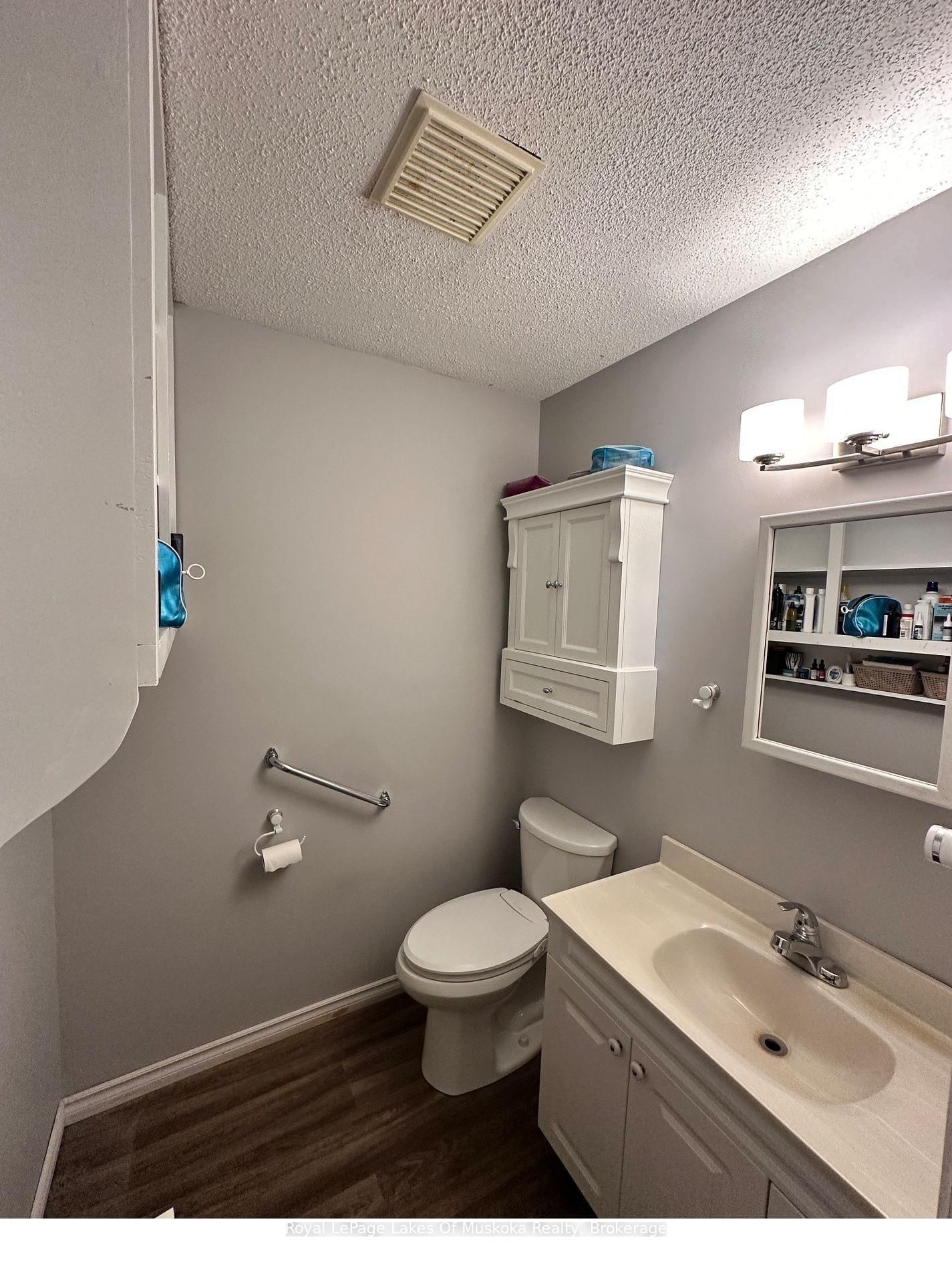 250 Stephenson Rd 12 W Road • Huntsville, ON photo 23