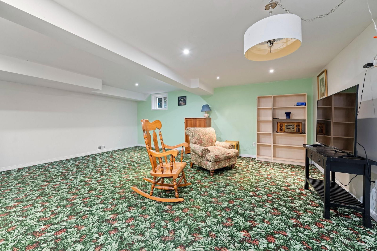 2737 King Street E • #45 • Hamilton, ON photo 39