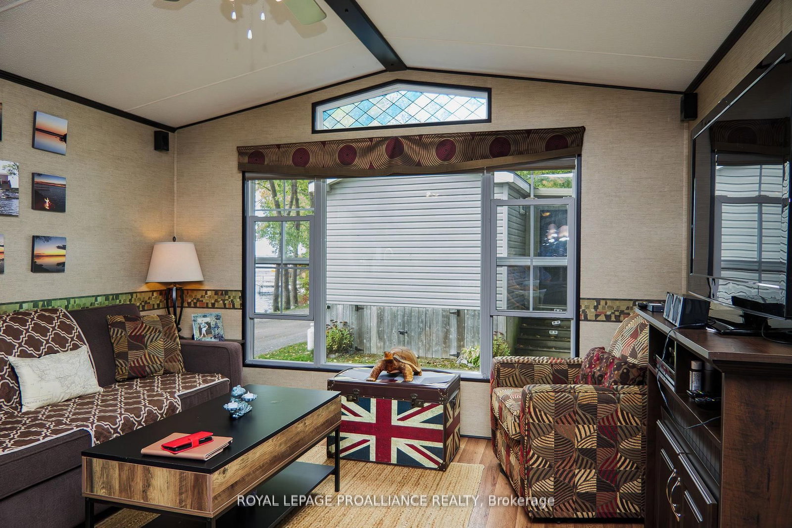 486 Cty Rd 18- 64 Cherry Beach Lane • Prince Edward County, ON photo 11