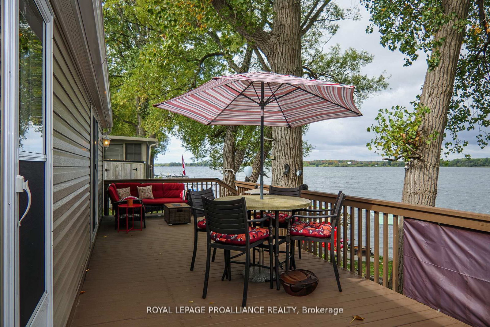 486 Cty Rd 18- 64 Cherry Beach Lane • Prince Edward County, ON photo 21