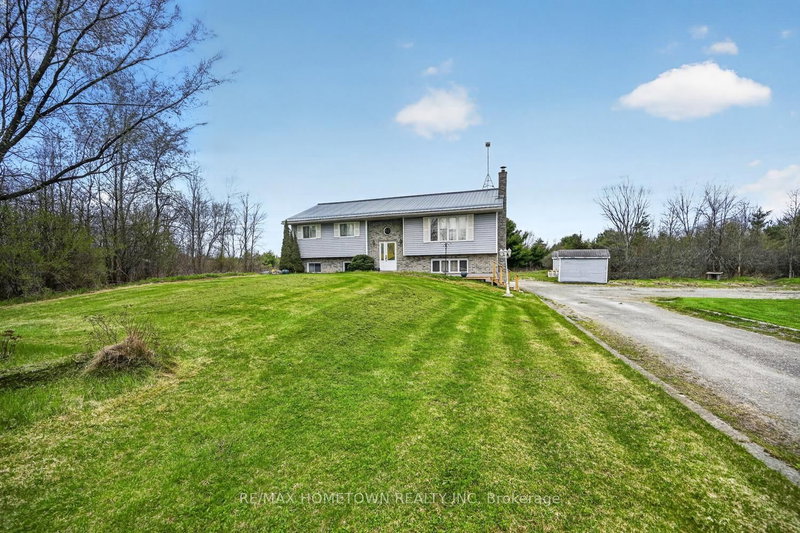 16 Graham Lake Road