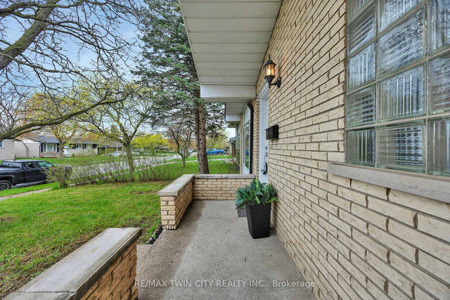 246 Hillcrest Road