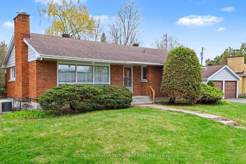 home for sale on 2 Glenview Crescent