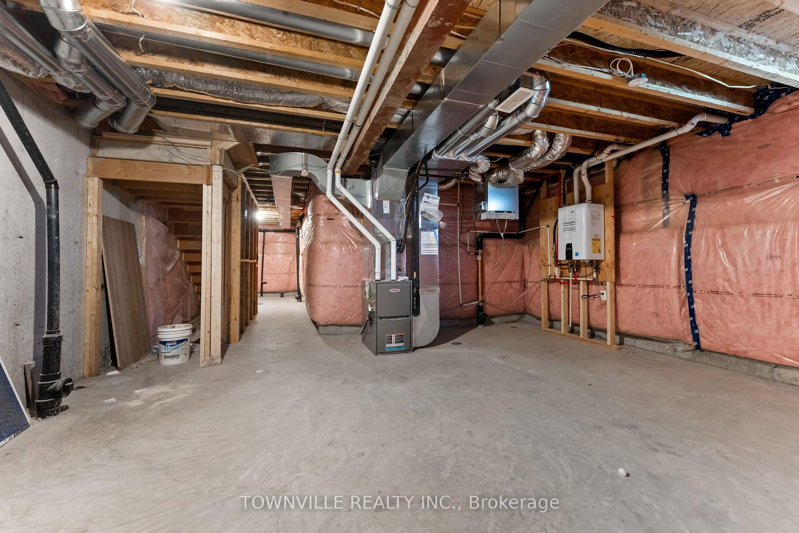35 Lincoln Drive • Belleville, ON photo 30