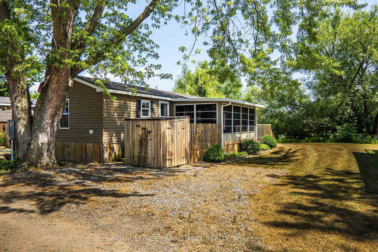 486 Cty Rd 18 - 20 Dragonfly Lane • Prince Edward County, ON photo 29