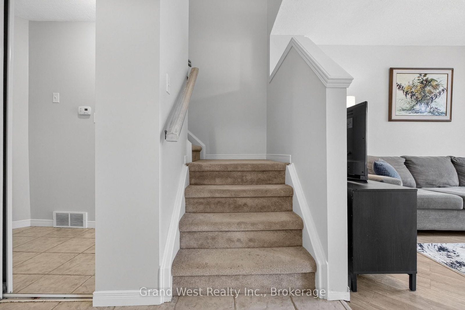 12 FERNCLIFFE Street - Photo 22