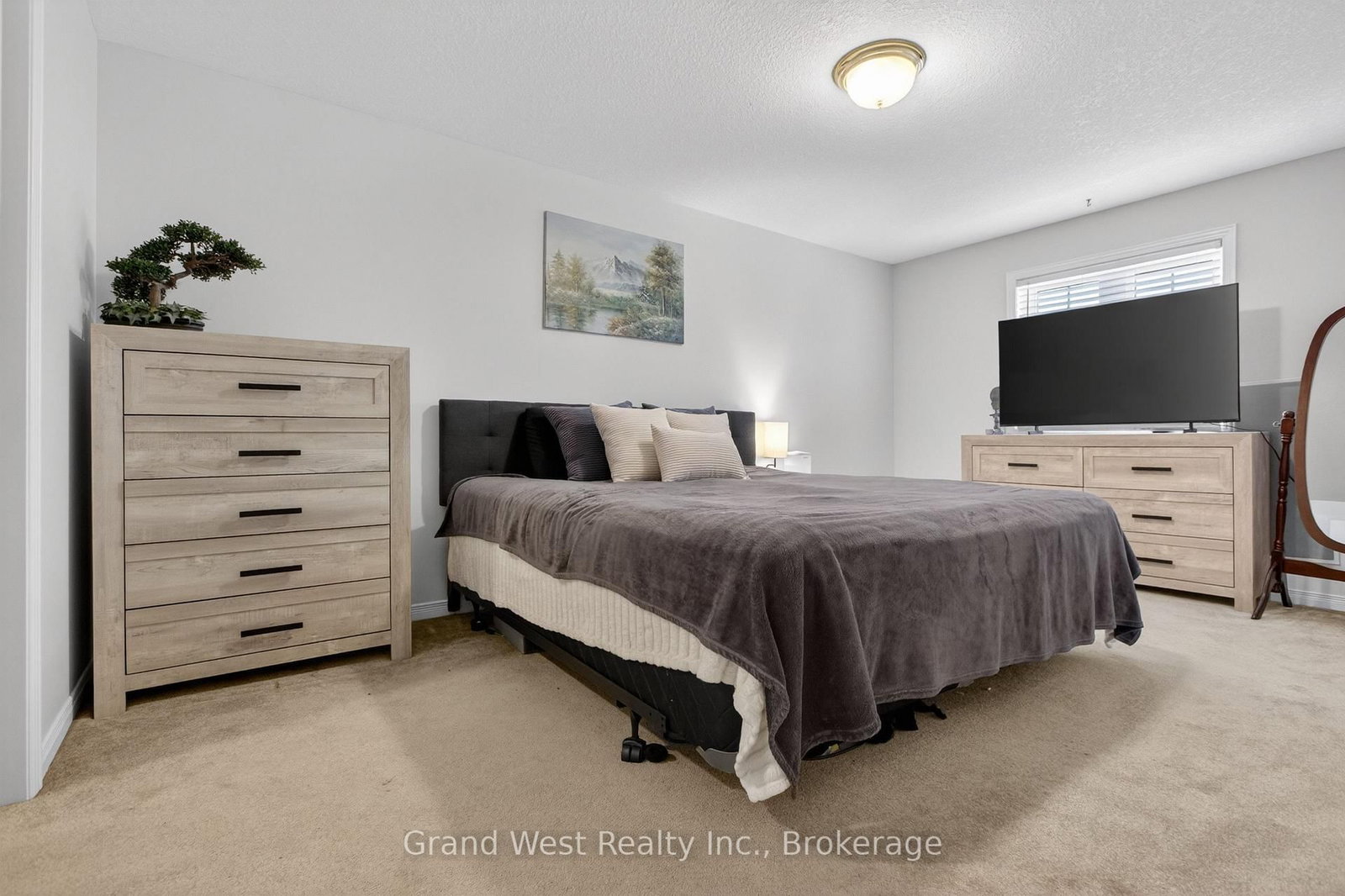 12 FERNCLIFFE Street - Photo 23