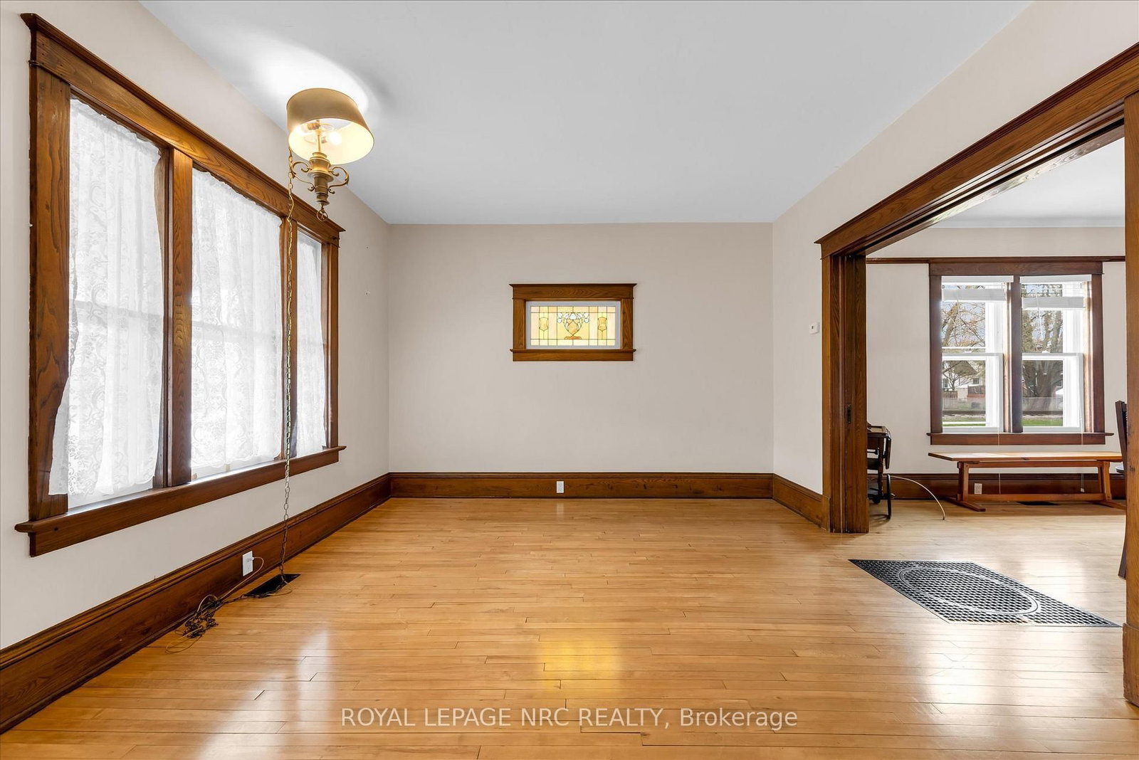 155 Ash Street • Port Colborne, ON photo 8