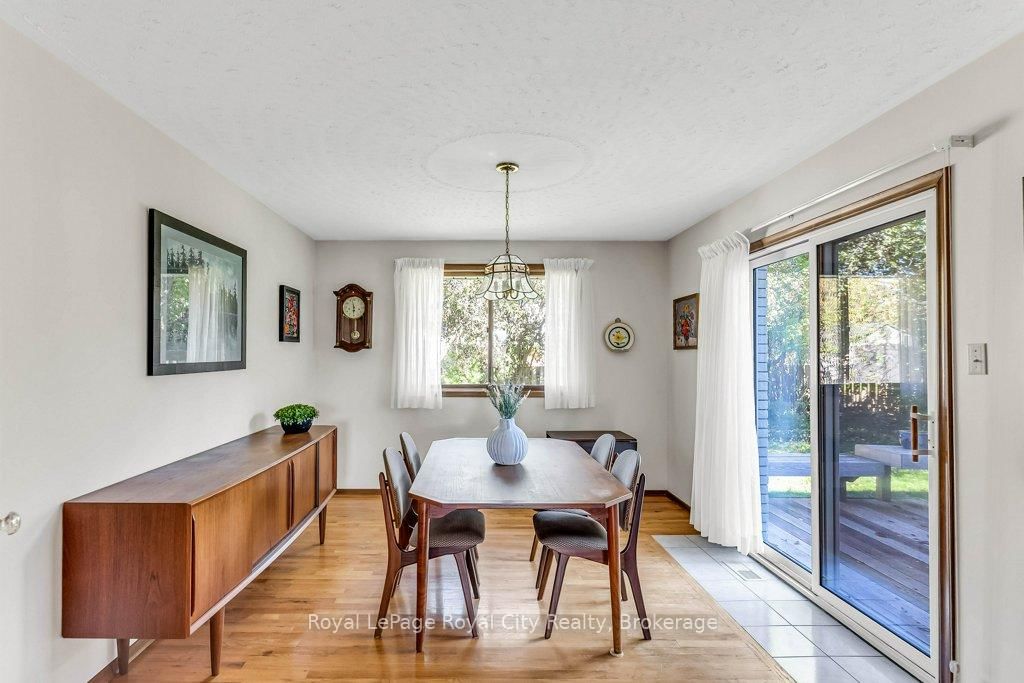 40 Keats Cres, Guelph, view 17