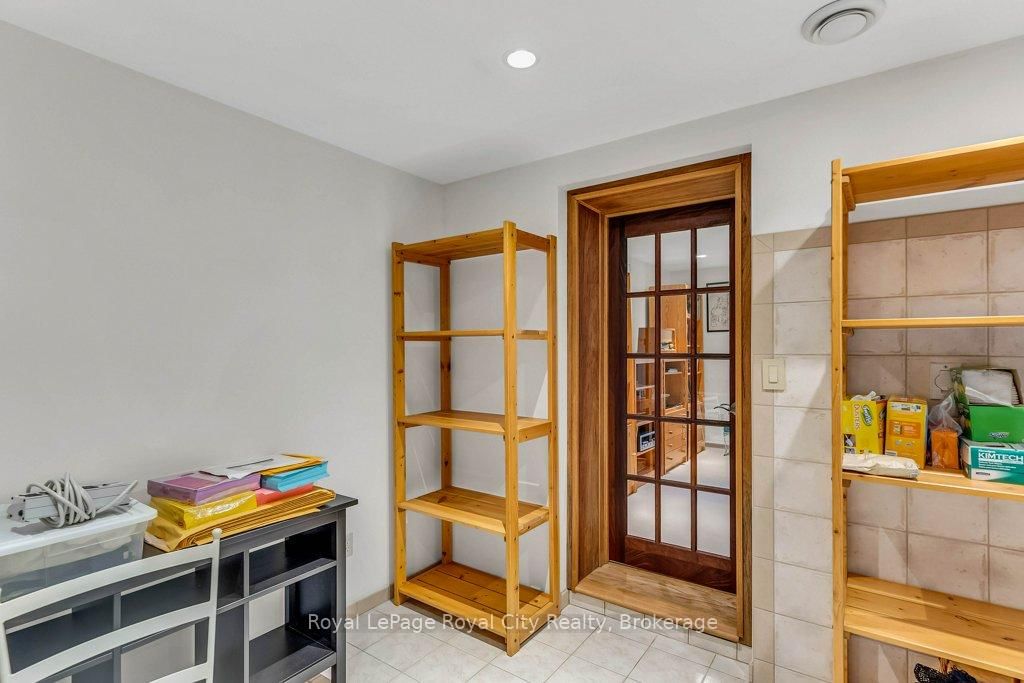 40 Keats Cres, Guelph, view 29