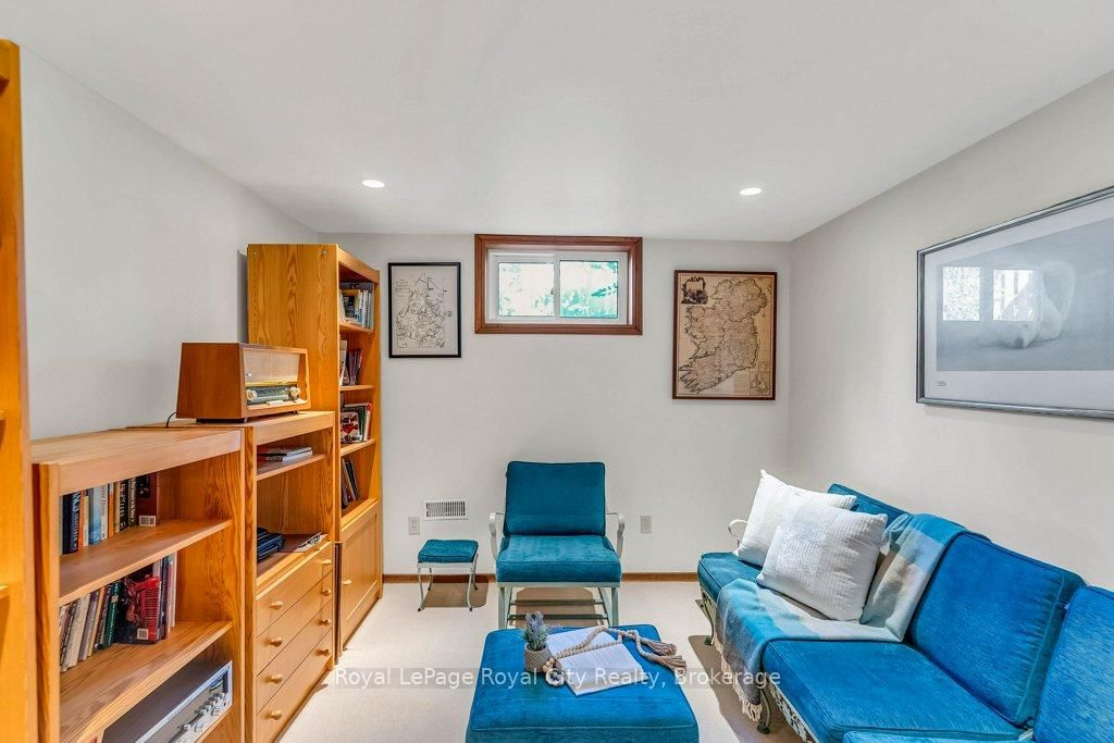 40 Keats Cres, Guelph, view 30