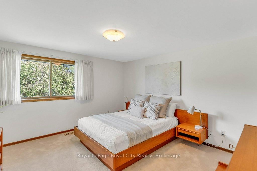 40 Keats Cres, Guelph, view 35