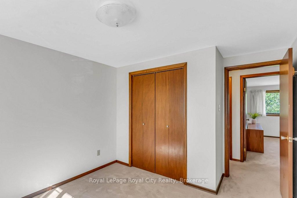 40 Keats Cres, Guelph, view 38