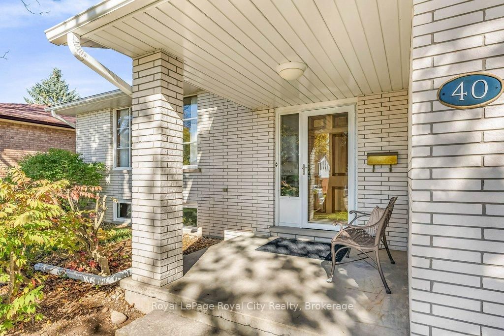 40 Keats Cres, Guelph, view 4