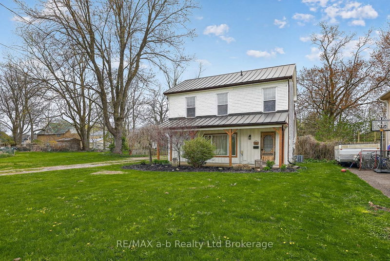 home for sale on 111 Commissioner Street