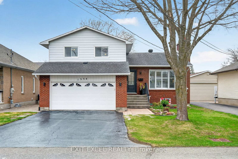 home for sale on 1554 Rosebella Avenue