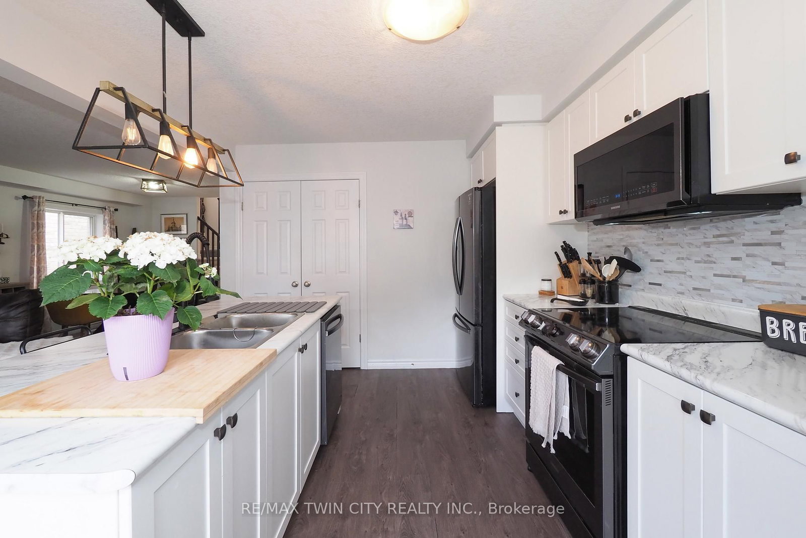 27 GLEASON Crescent - Photo 15