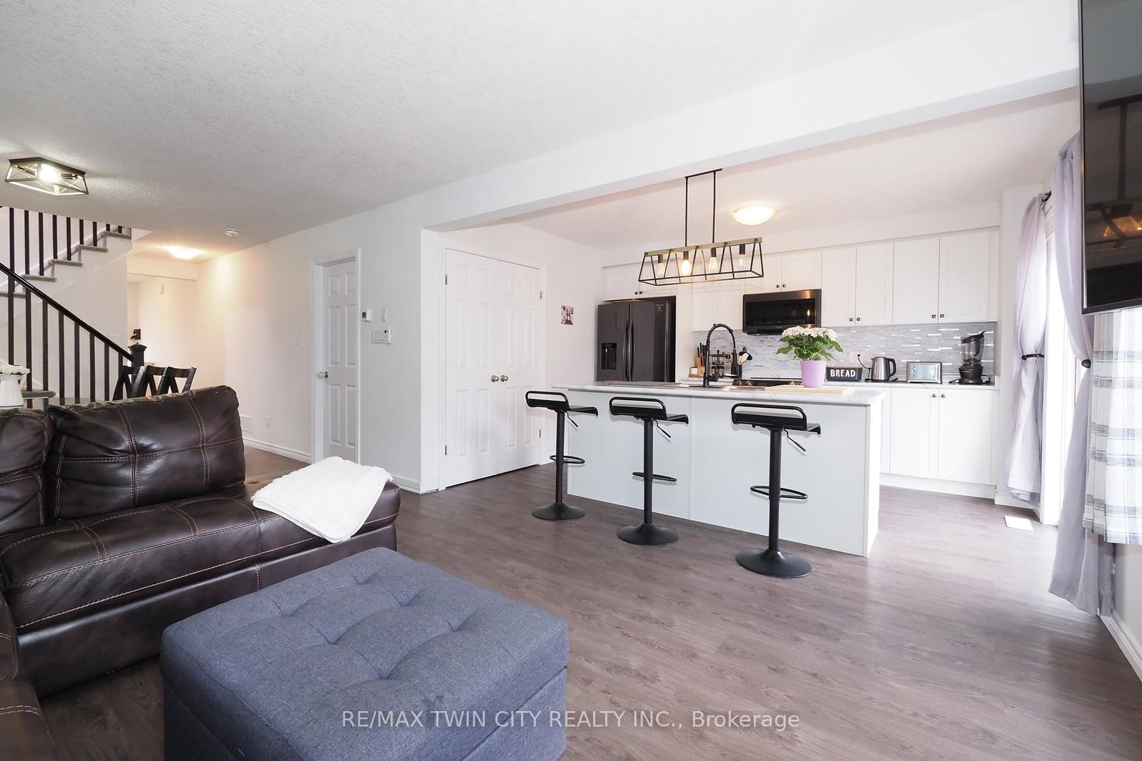 27 GLEASON Crescent - Photo 7