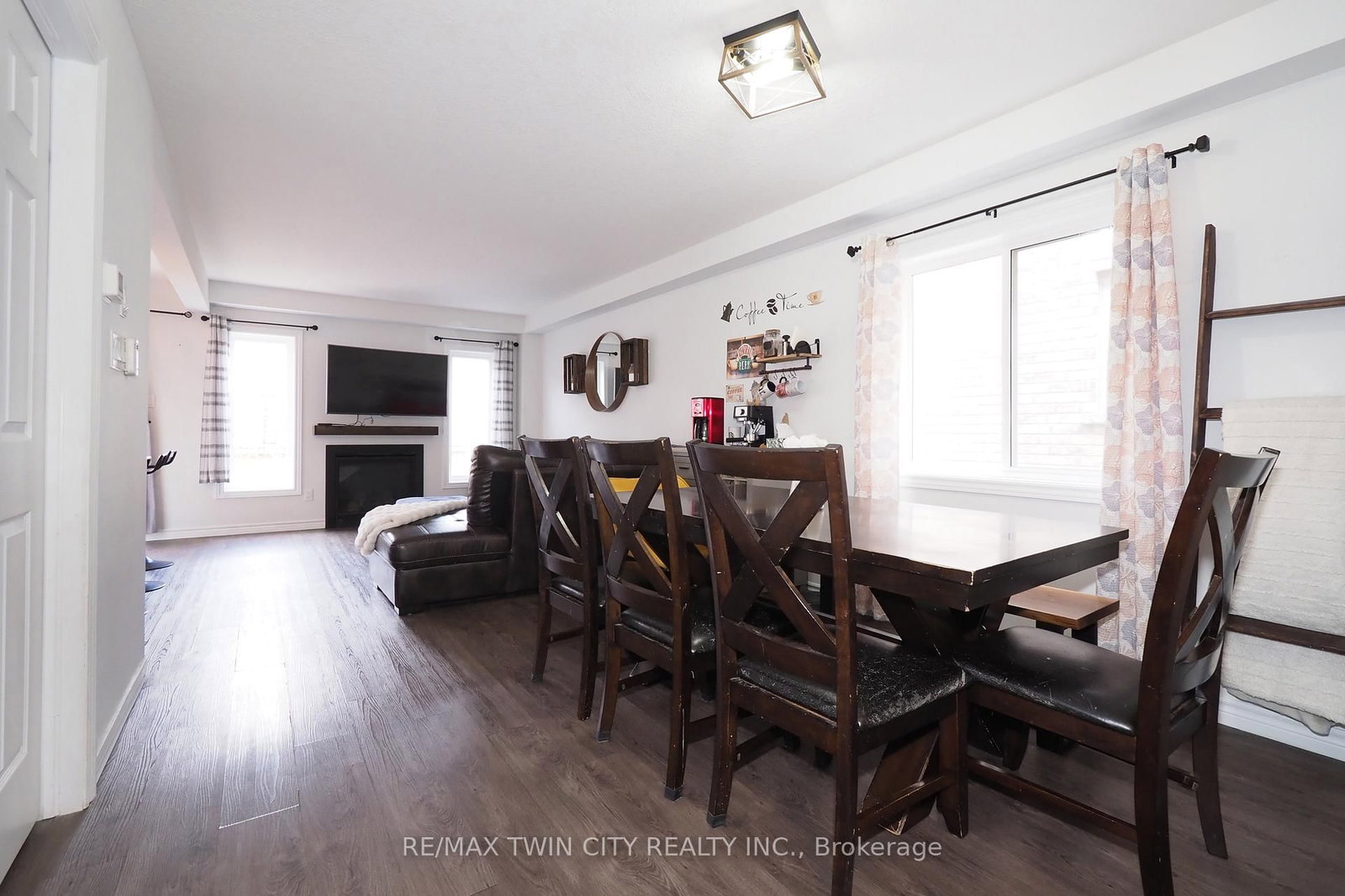 27 GLEASON Crescent - Photo 9