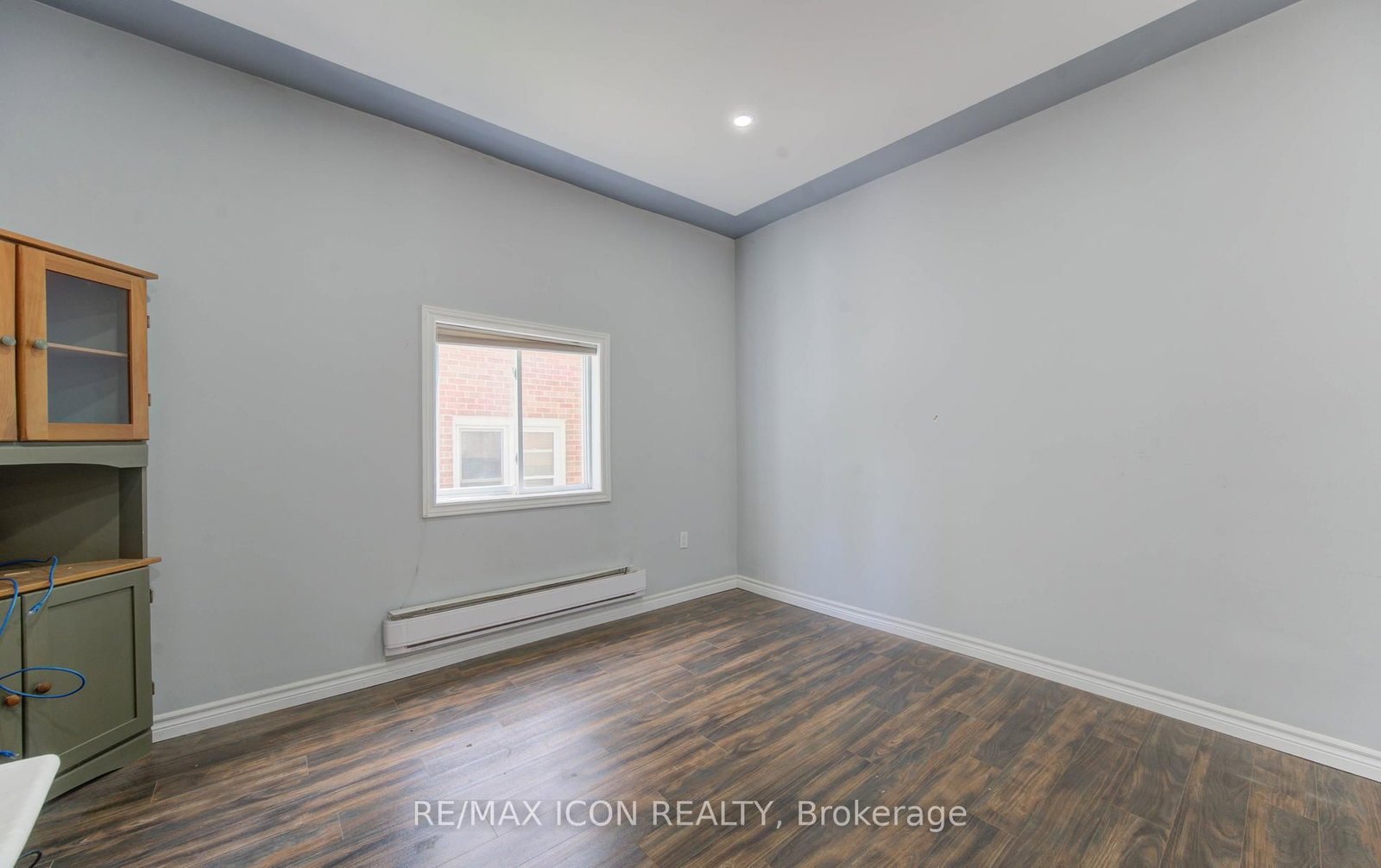 138 Courtland Avenue E - Photo 10