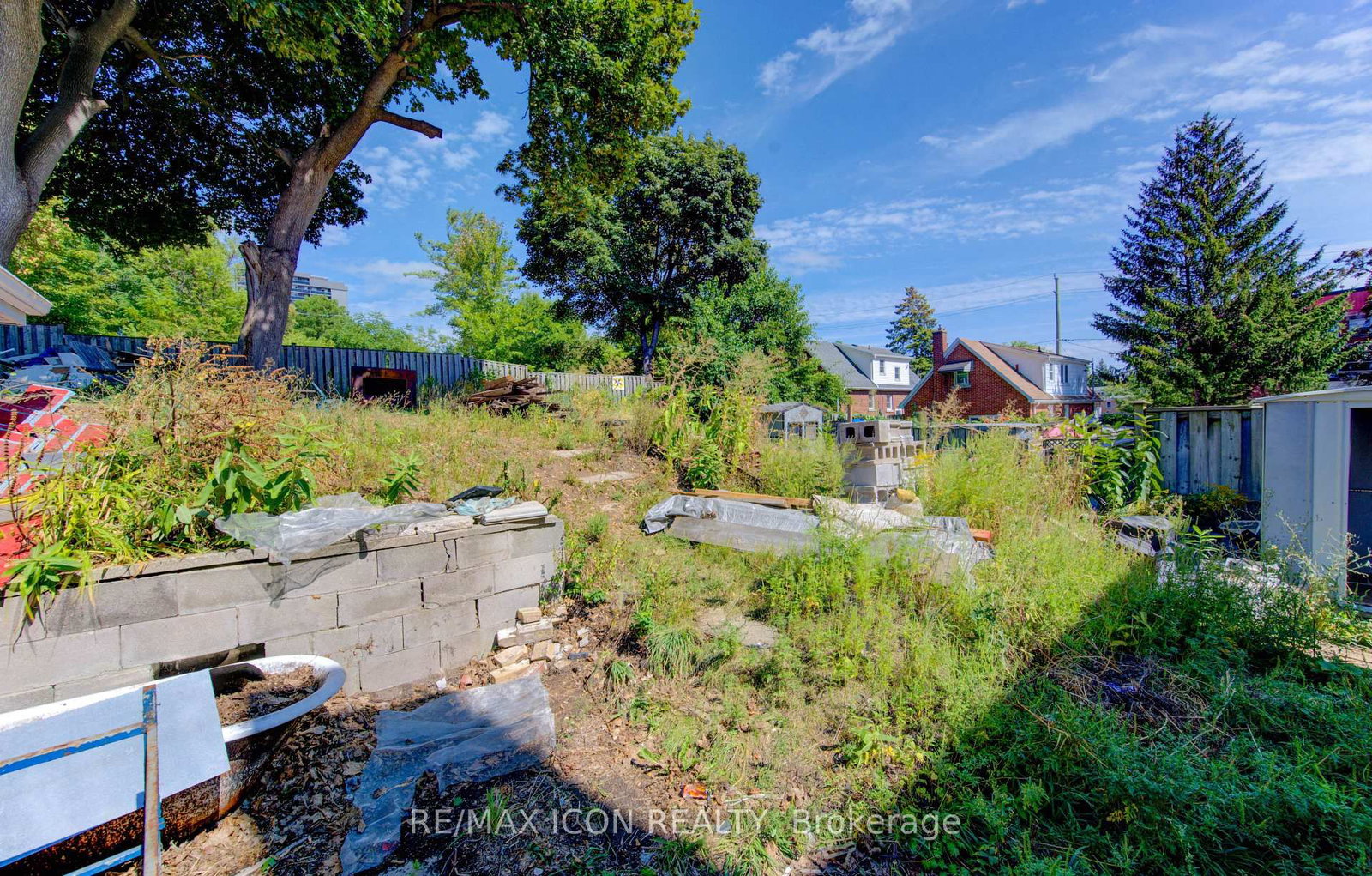 138 Courtland Avenue E - Photo 25