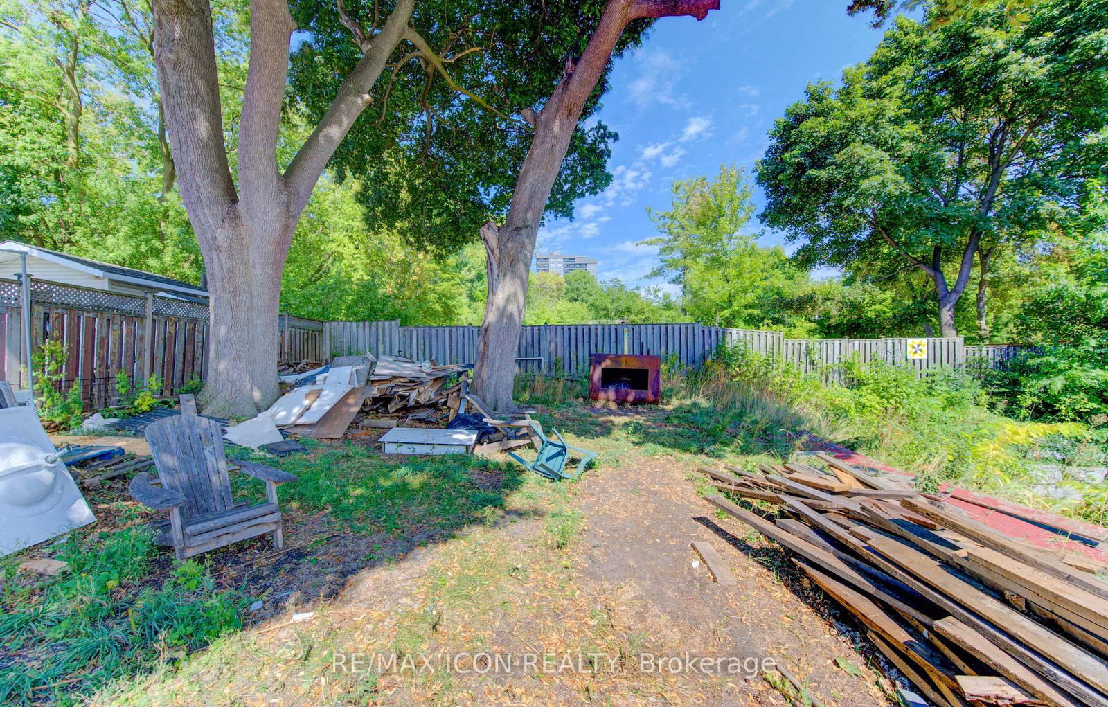 138 Courtland Avenue E - Photo 26