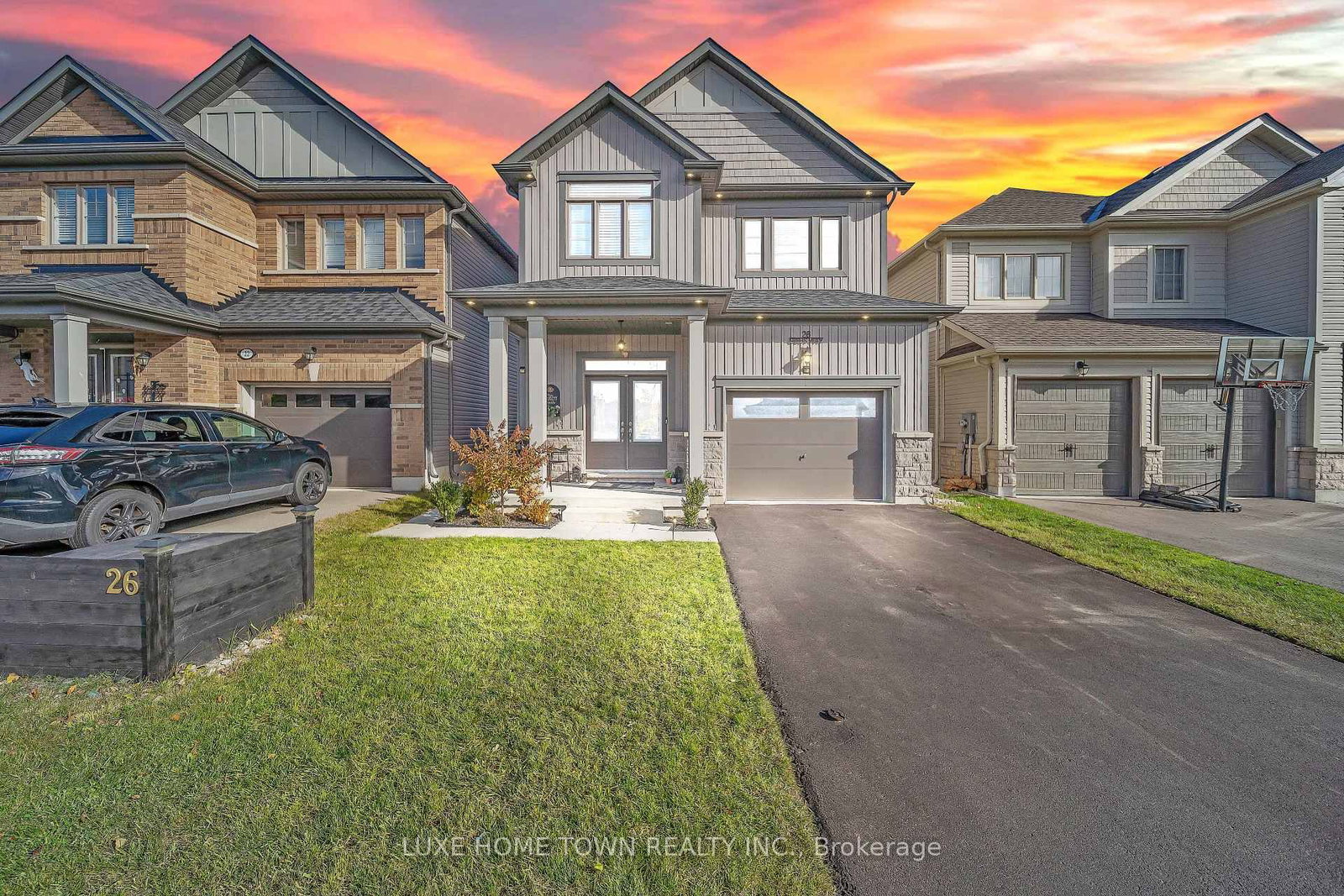 Detached House for sale at 26 Gibbs Way, Centre Wellington, Ontario, N1M 0G7 - Fergus - MLS: X13069470