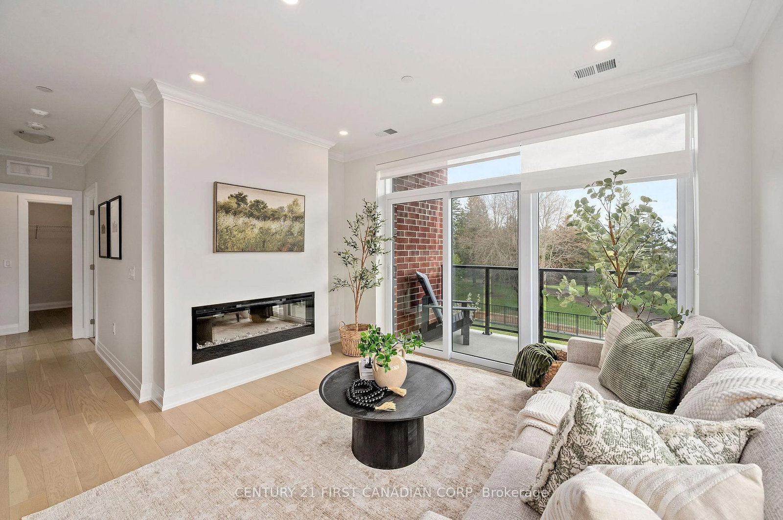 1560 Upper West Avenue, Unit 210 - Photo 17