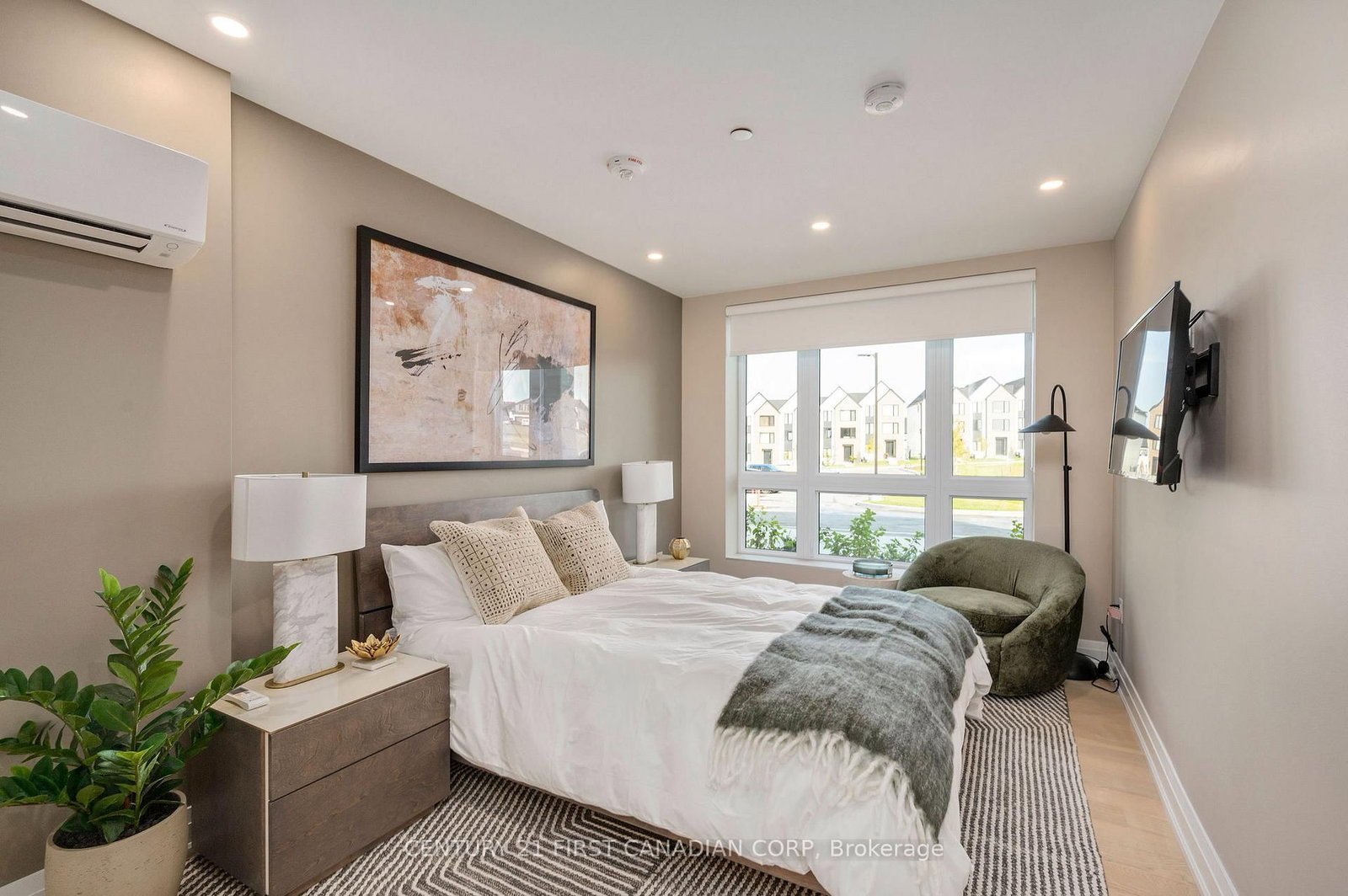 1560 Upper West Avenue, Unit 210 - Photo 23