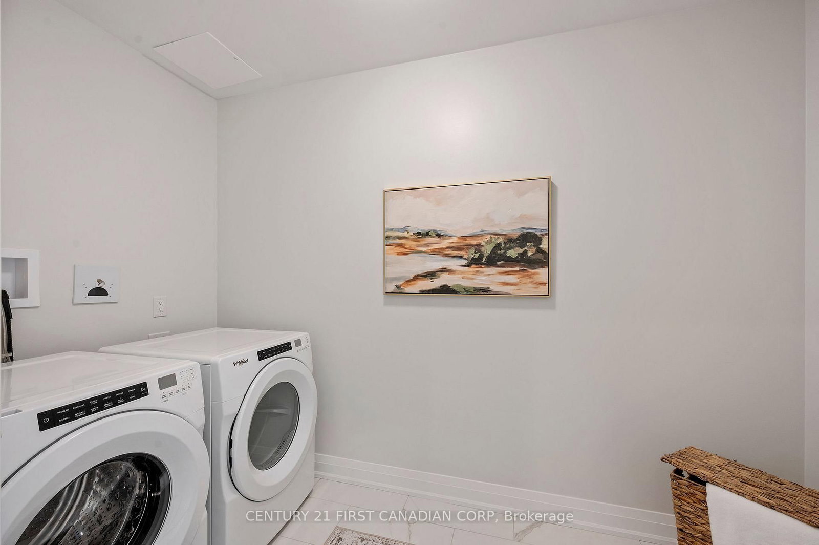 1560 Upper West Avenue, Unit 210 - Photo 3
