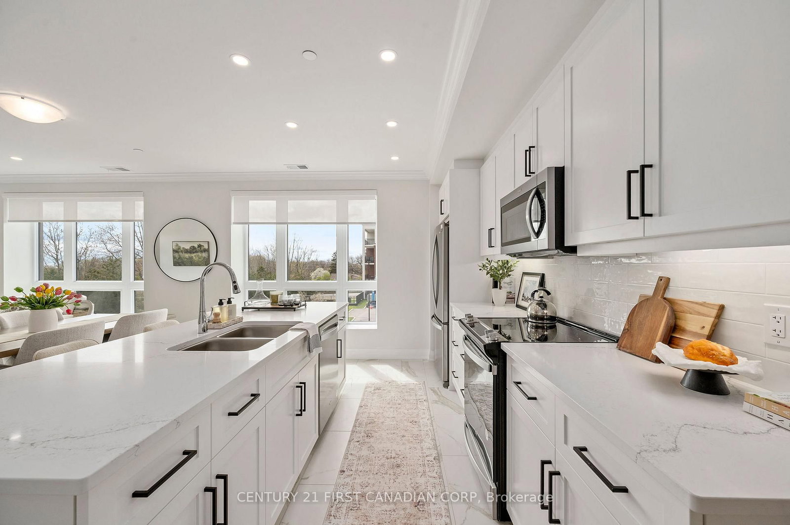 1560 Upper West Avenue, Unit 210 - Photo 4