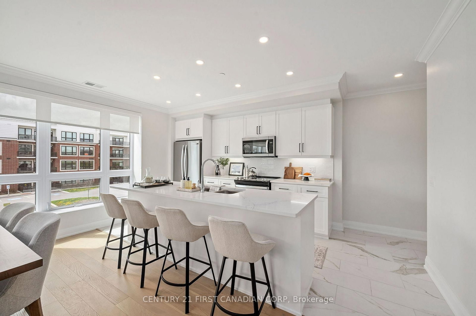 1560 Upper West Avenue, Unit 210 - Photo 7