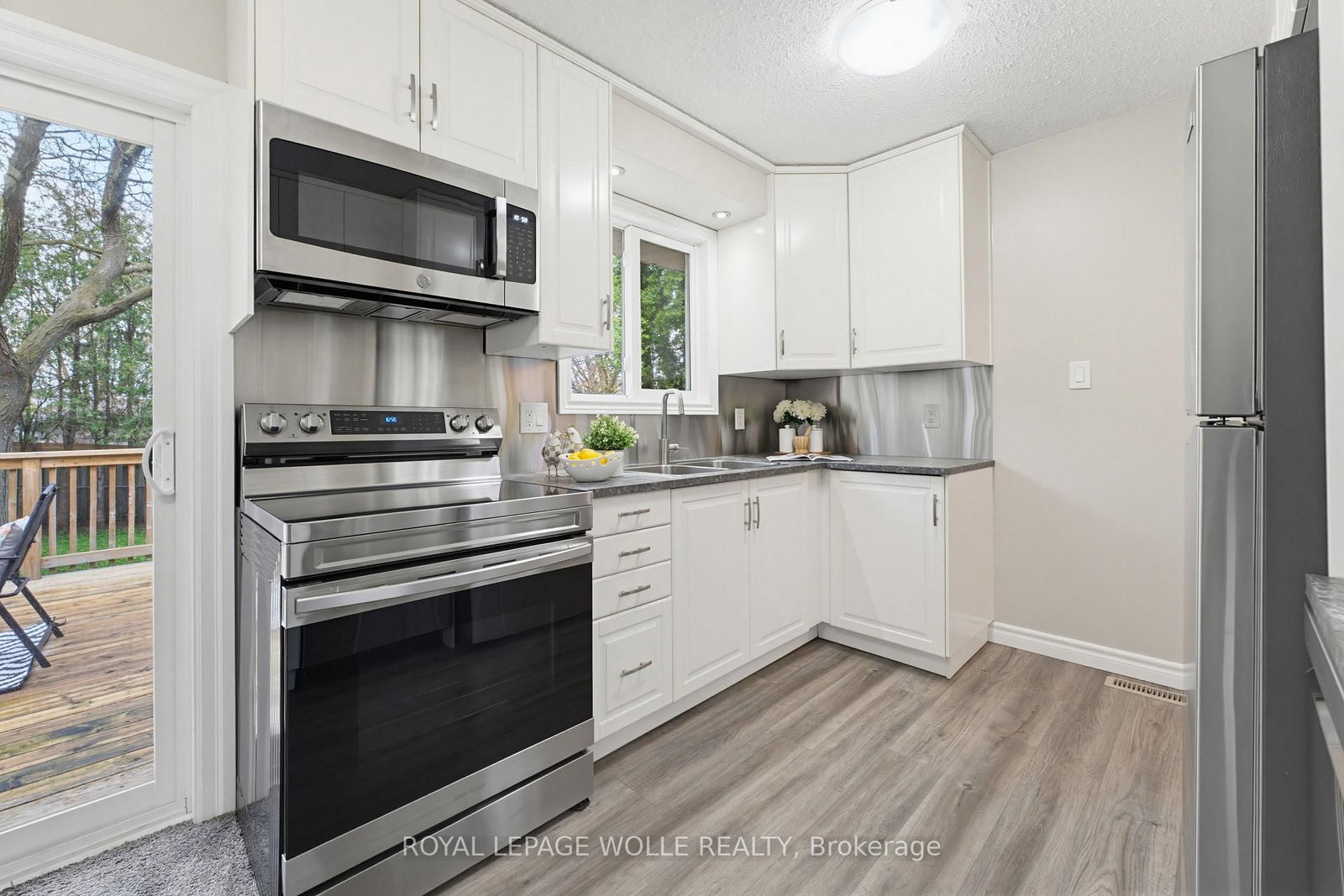 24 Hillmount Street - Photo 9
