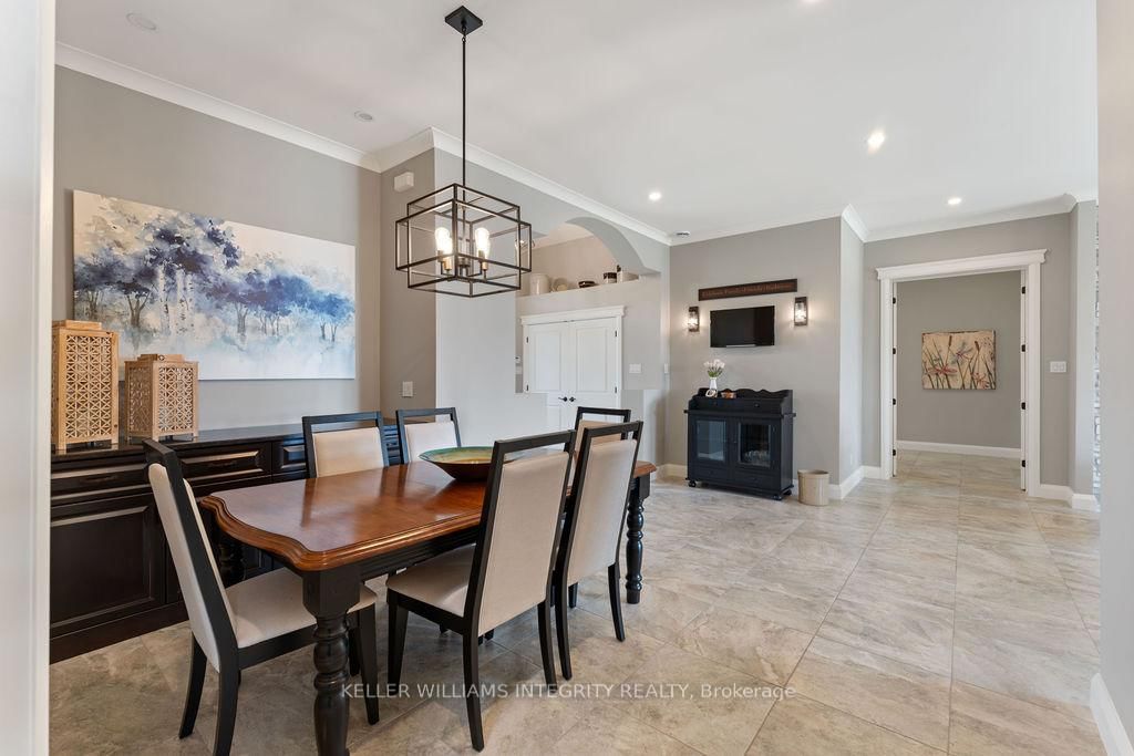 639 Loney Lake Road • White Lake, ON photo 13