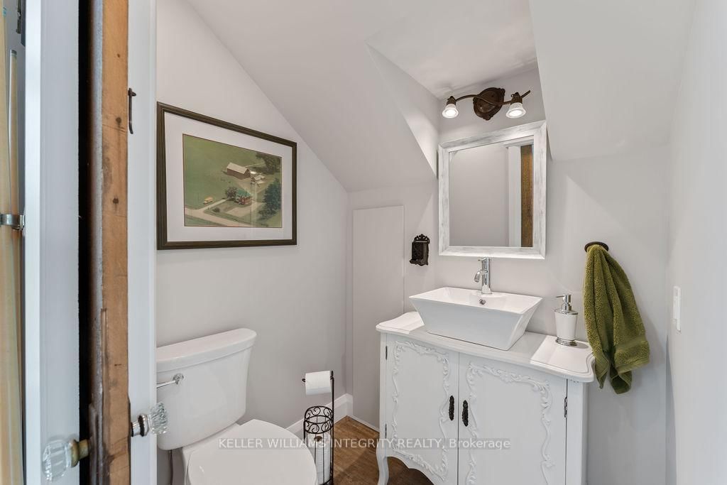 639 Loney Lake Road • White Lake, ON photo 28
