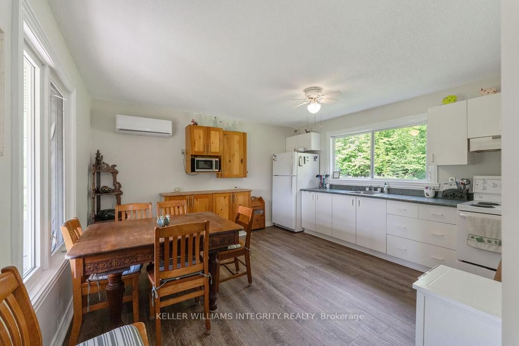 639 Loney Lake Road • White Lake, ON photo 31