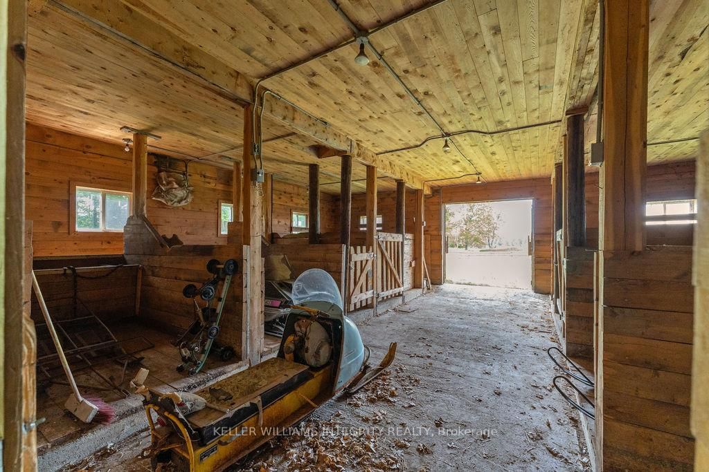 639 Loney Lake Road • White Lake, ON photo 37