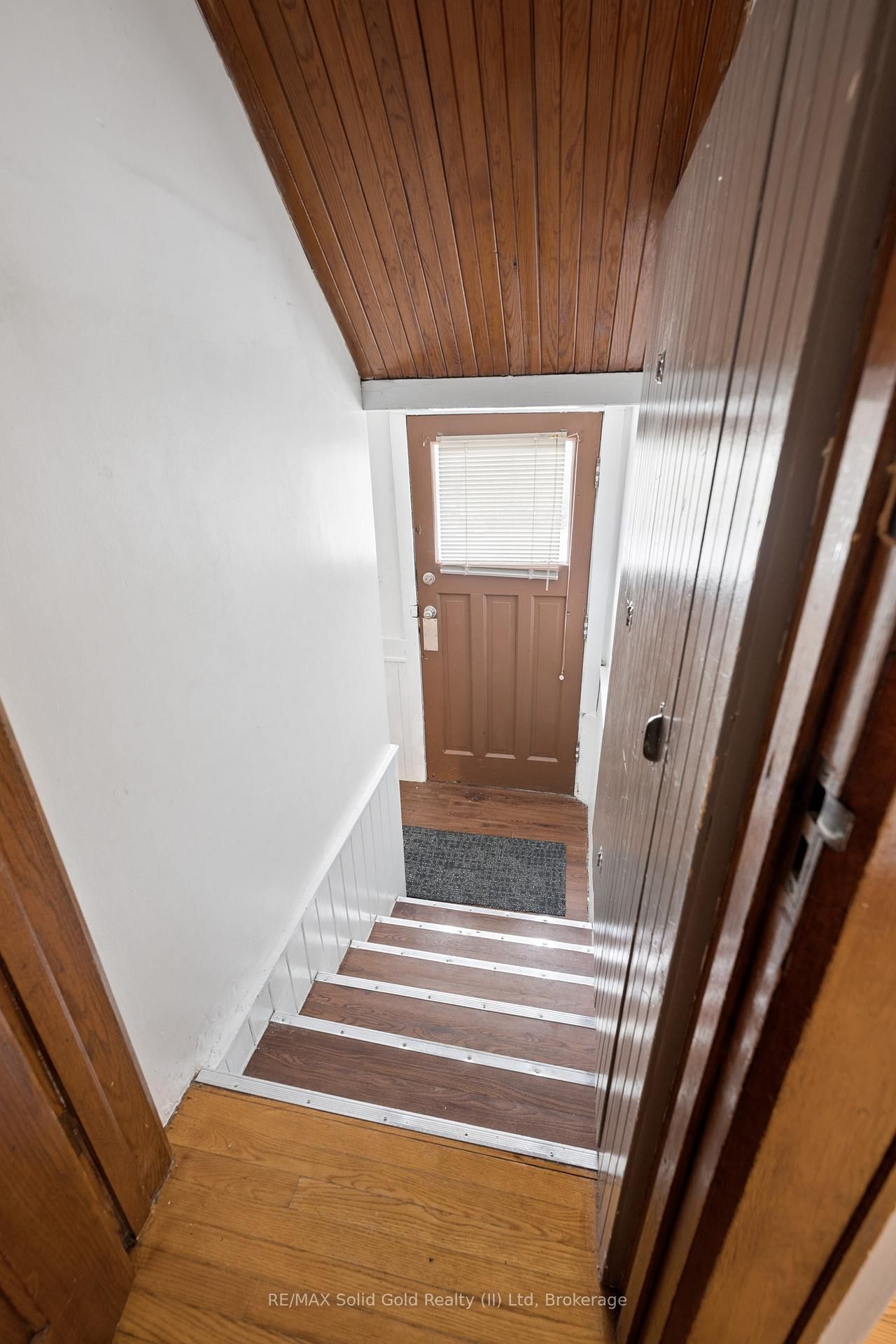22 Dellroy Avenue • Kitchener, ON photo 13