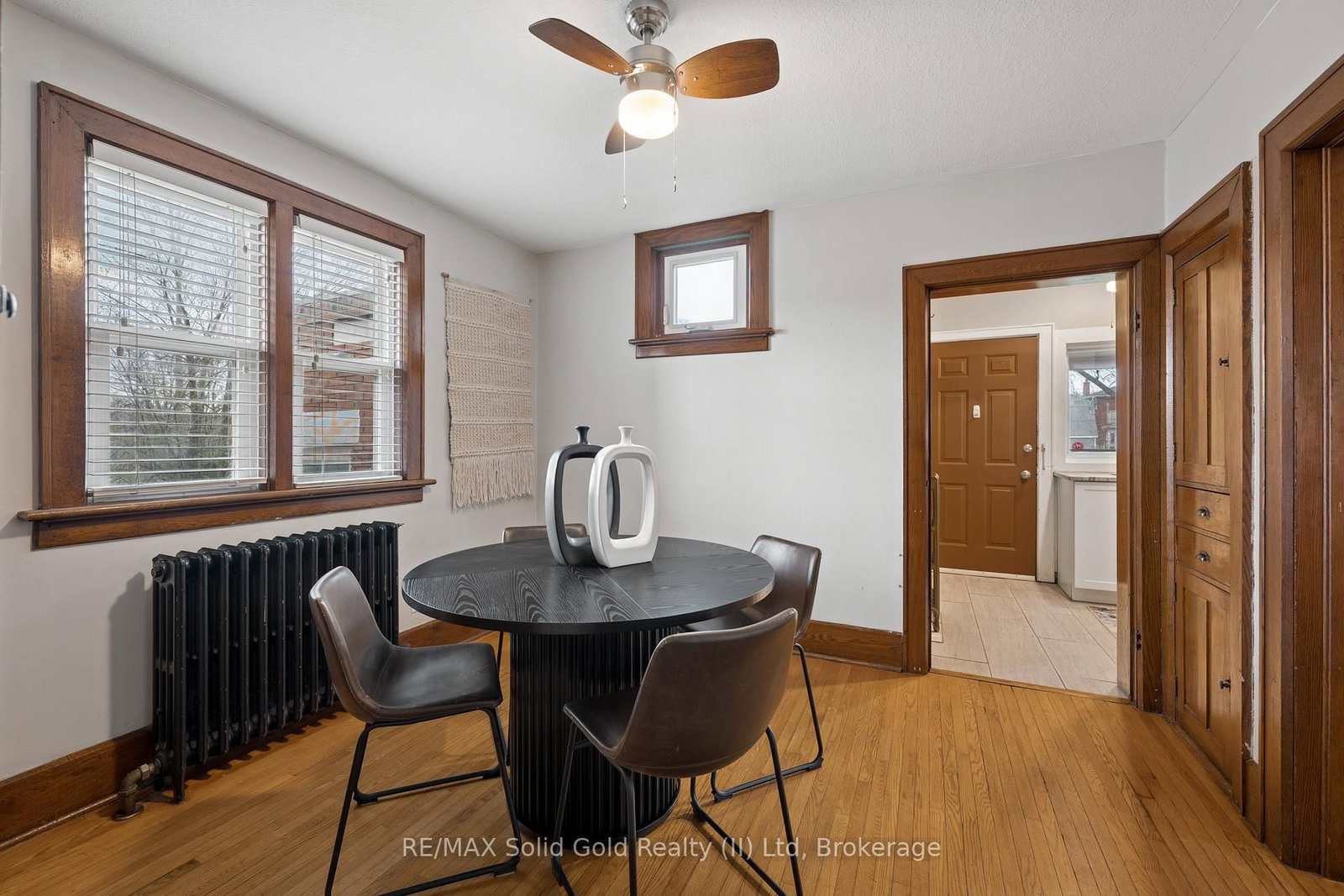 22 Dellroy Avenue • Kitchener, ON photo 15