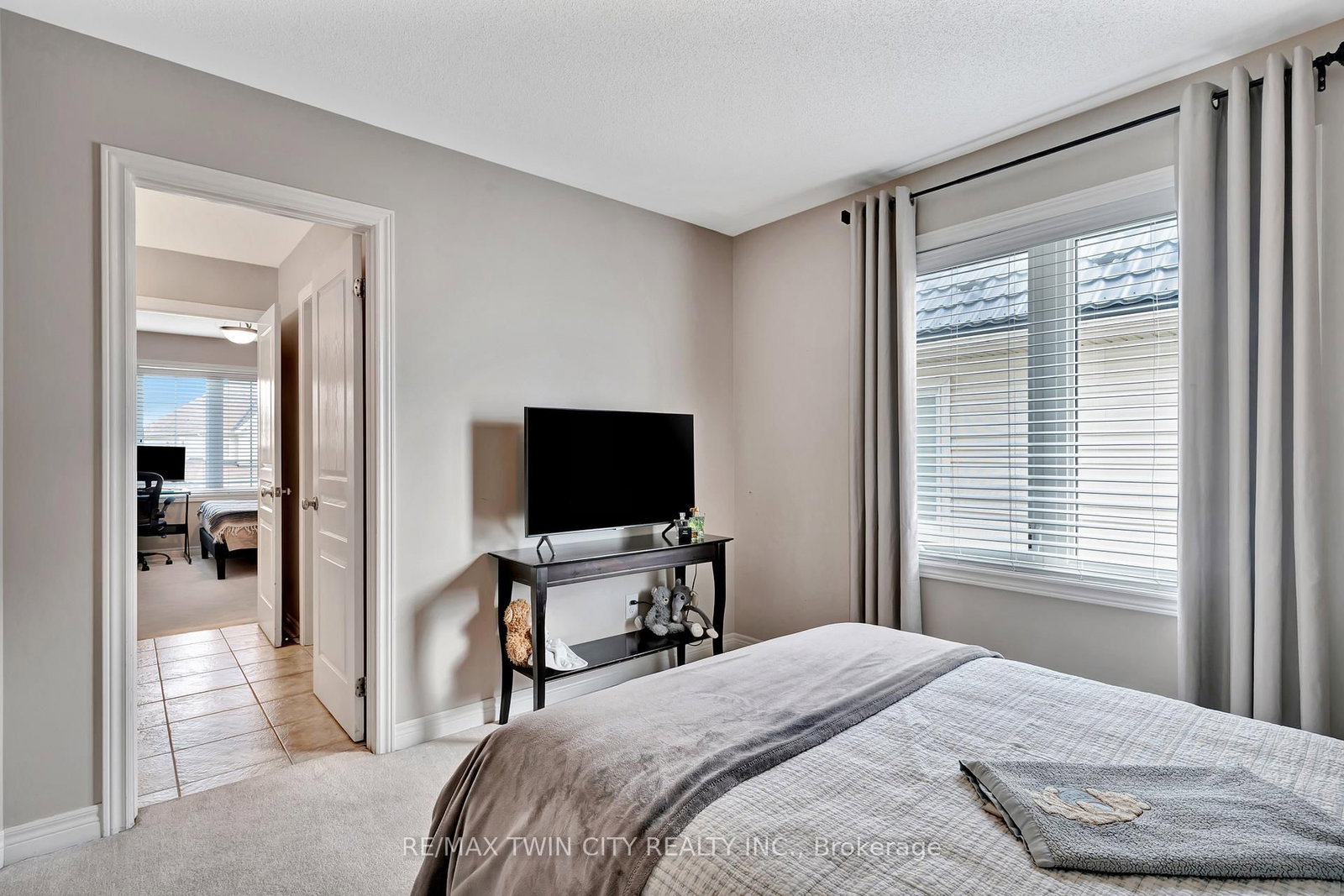 513 Terrington Crescent - Photo 29