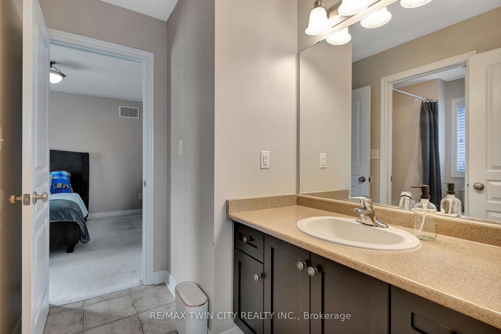 513 Terrington Crescent - Photo 31
