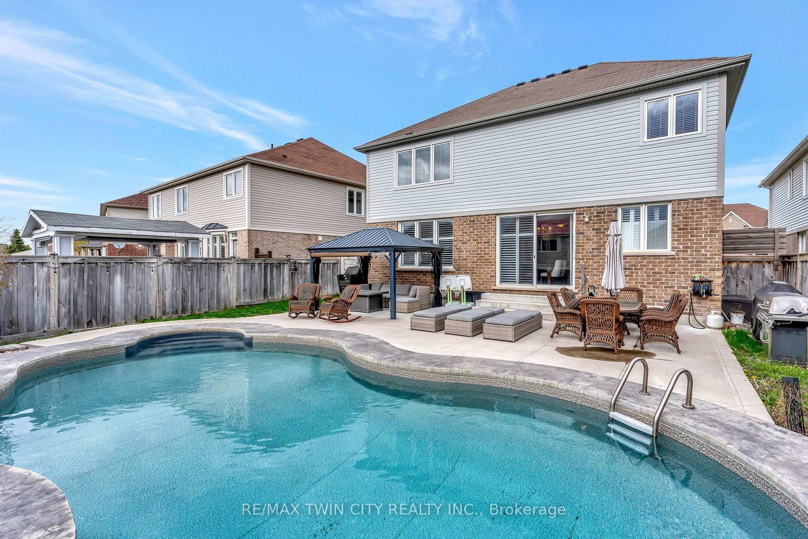 513 Terrington Crescent - Photo 40