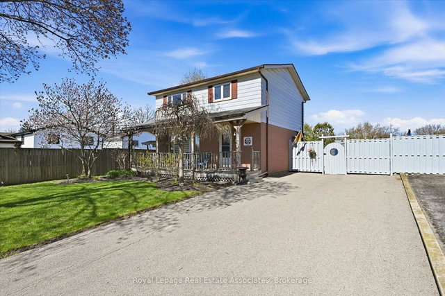 107 Billington Crescent