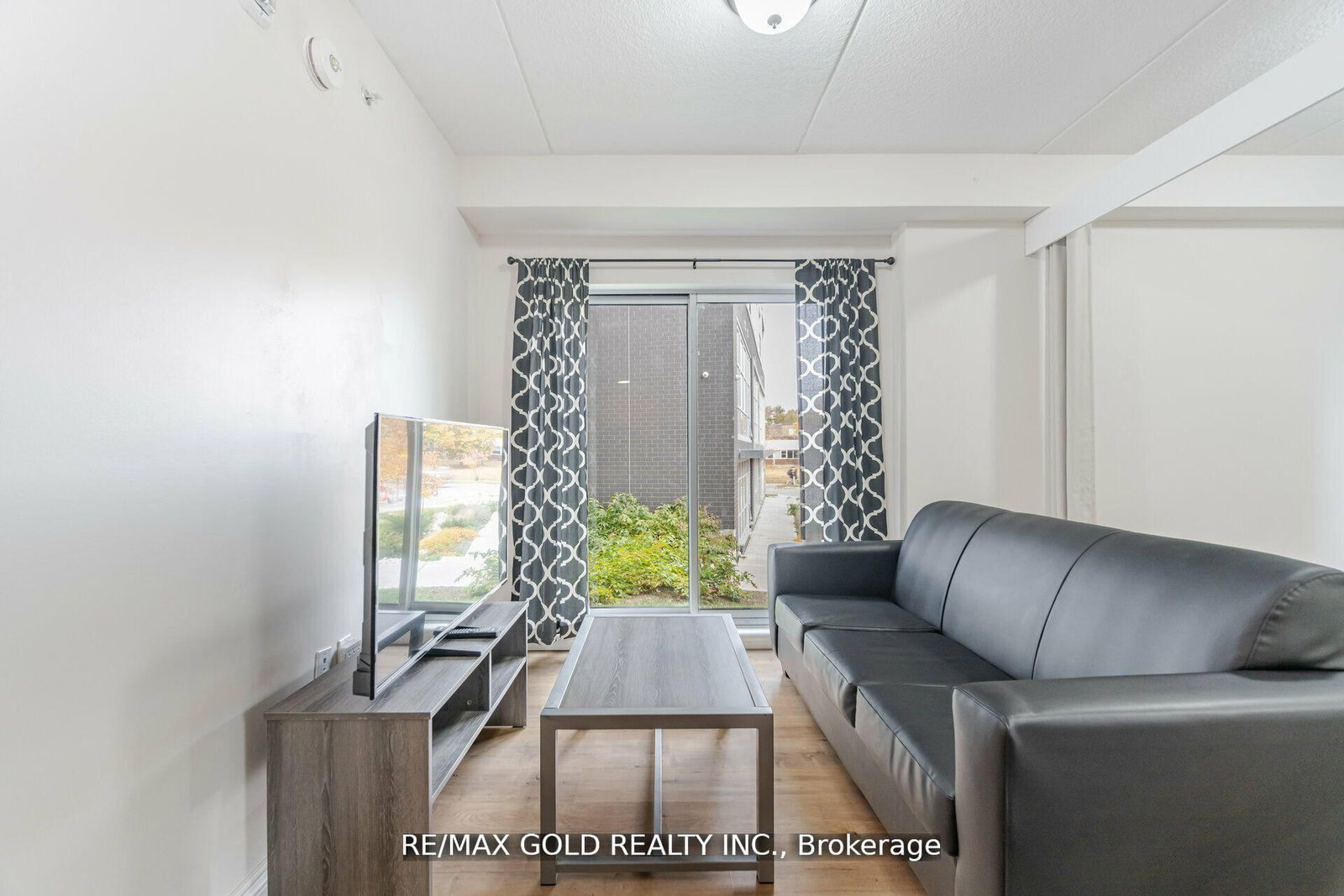 275 Larch Street, Unit H101 - Photo 12