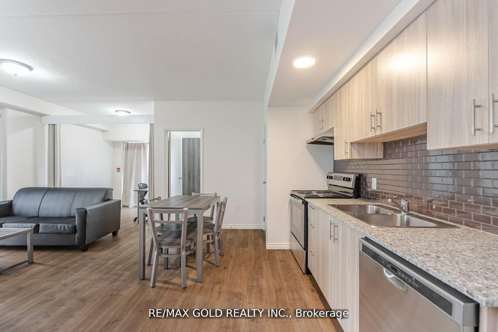 275 Larch Street, Unit H101 - Photo 7
