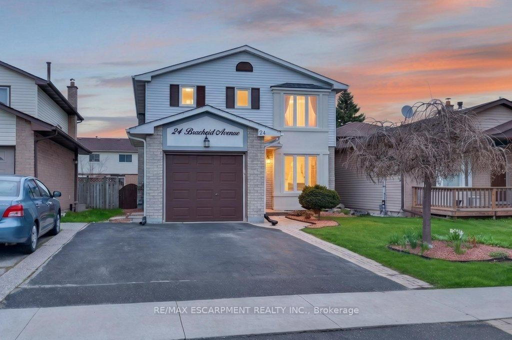 Detached House for sale at 24 Braeheid Avenue, Hamilton, Ontario, L8B 0C5 - Waterdown - MLS: X13070612