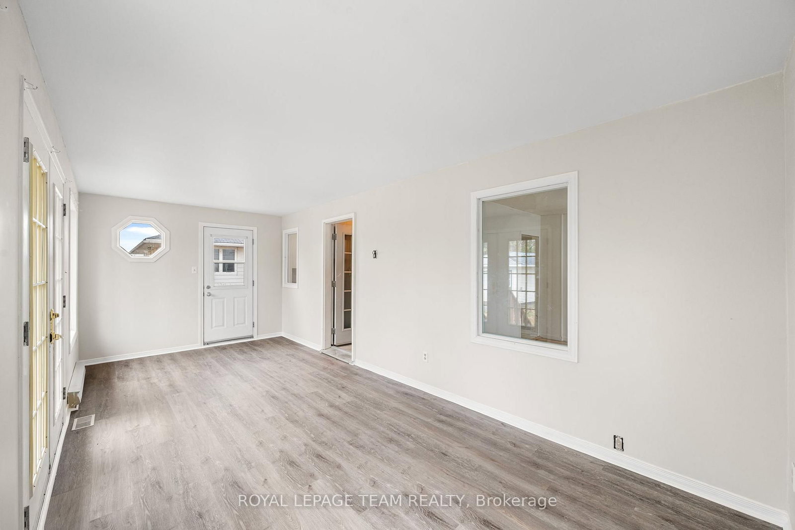 266 Daniel Street S • Arnprior, ON photo 22