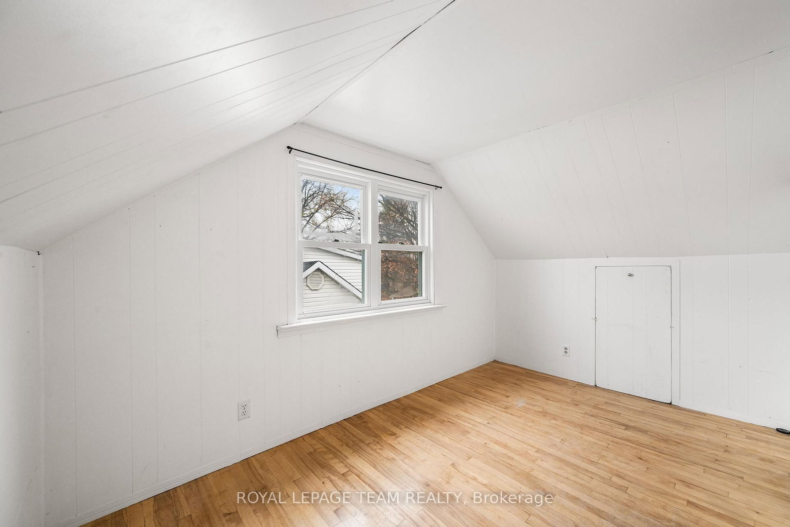 266 Daniel Street S • Arnprior, ON photo 28