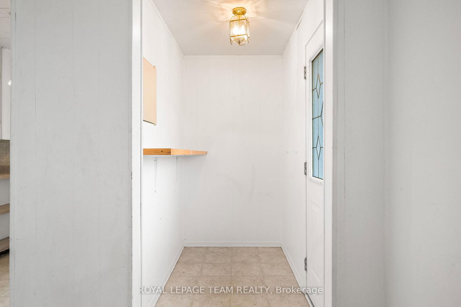 266 Daniel Street S • Arnprior, ON photo 5